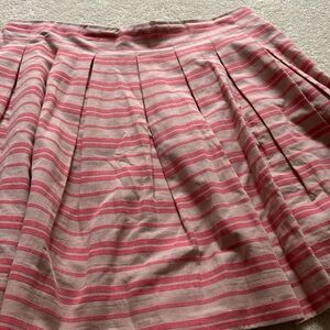 Pleated a line gap skirt